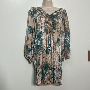 T-BAGS BUBBLE SLEEVE MINI DRESS SIZE‎ M